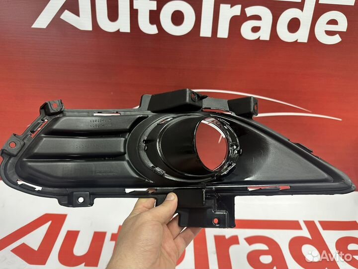 Оправа птф ford mondeo 5 глянец