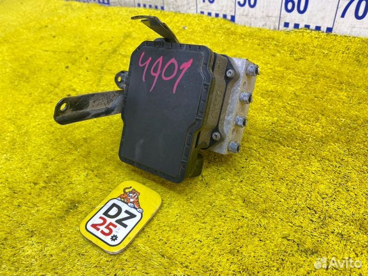 Блок abs передний Honda Fit GK4/GK6 L13B 2014/Цвет