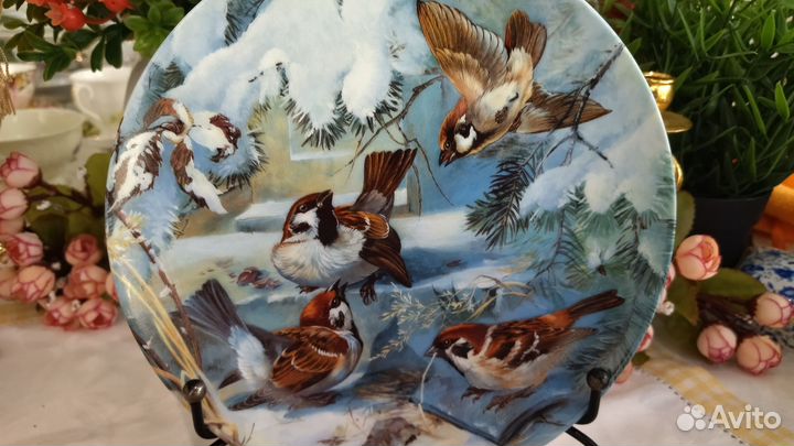 Тарелка Воробьи из серии птицы зимой Урсула Бэнд