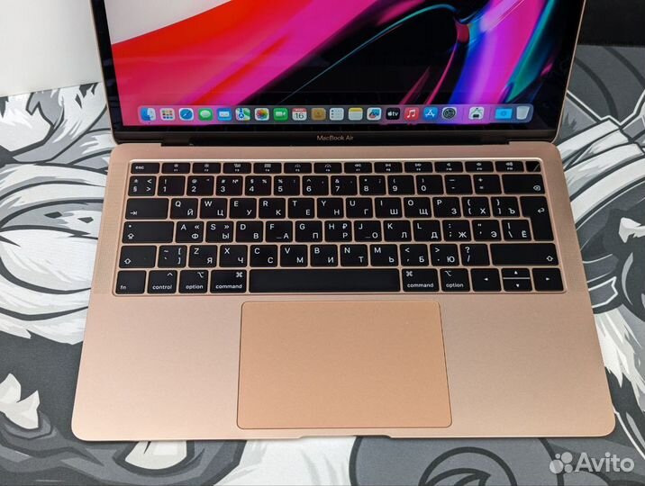 Macbook Air 13 2018 i5 8GB RAM 128GB SSD 2K Retina