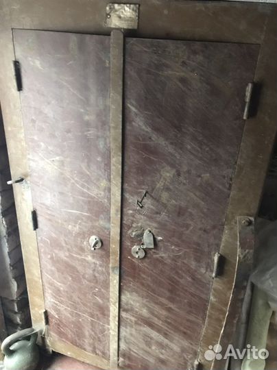 Сейф б/у