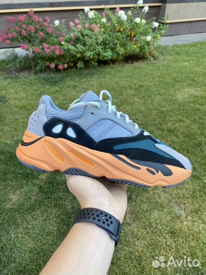 Adidas yeezy boost 700