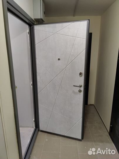 Дверь входная