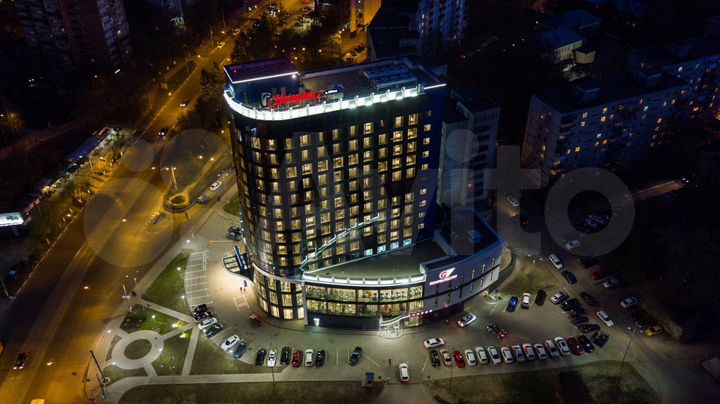 2-к. квартира, 71 м², 6/10 эт.
