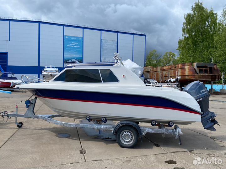 Моторный катер Yamarin 59 Cabin