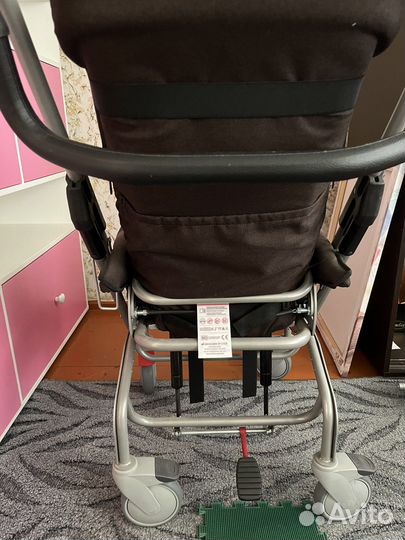 Комнатная инвалидная коляска Akcesmed racer Home