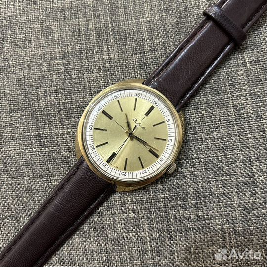 Часы СССР Ракета Вернисаж позолоченные