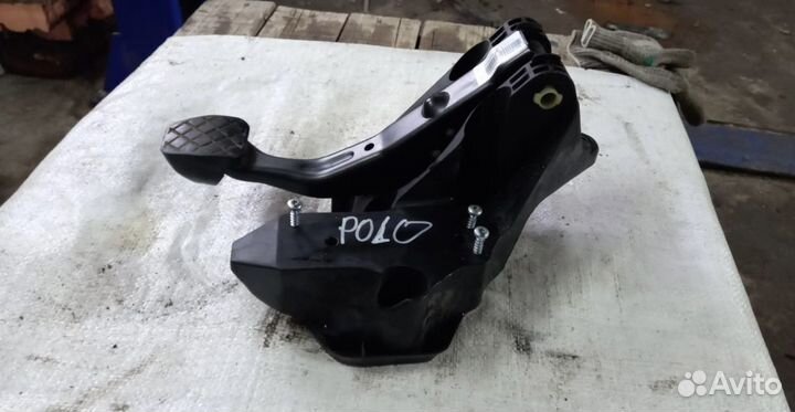 Педаль тормоза Volkswagen Polo седан 1.6