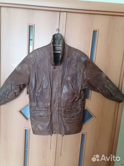 Мужская куртка,б/у из натуральной кожи