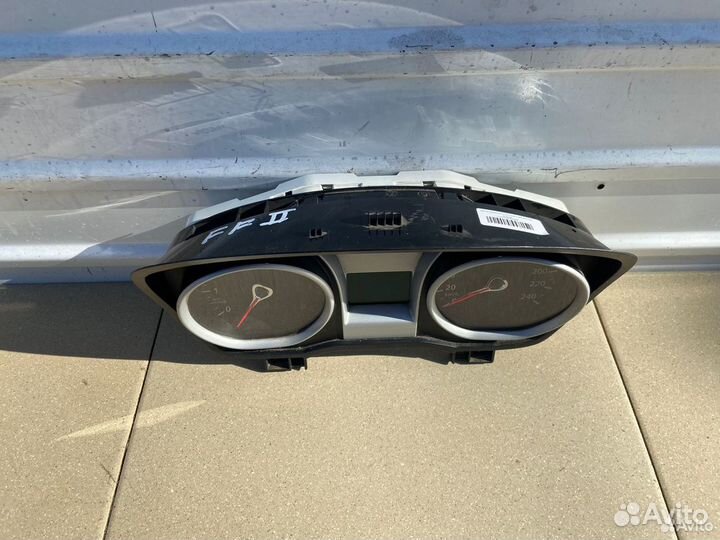 Щиток приборов Ford Focus 2