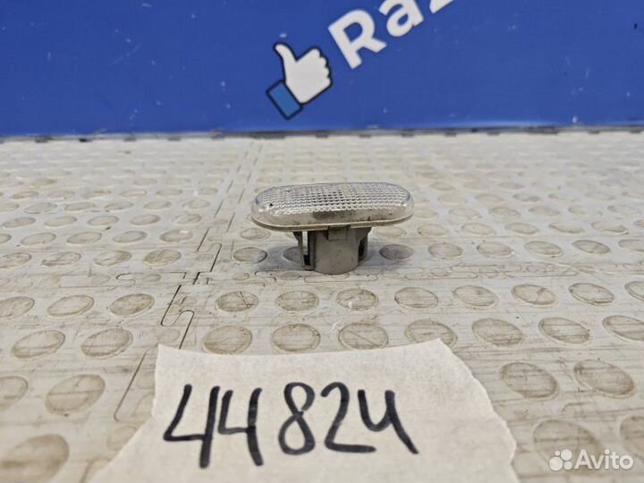 Повторитель поворота Renault Duster