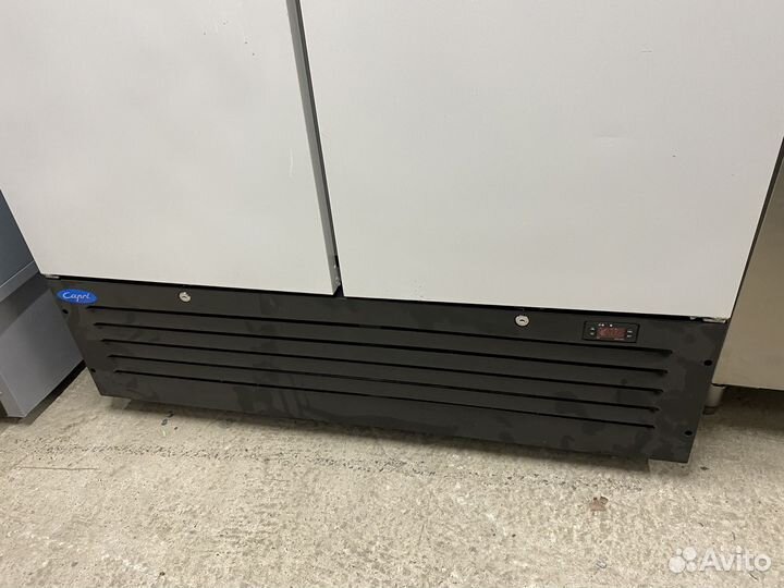 Морозильный шкаф