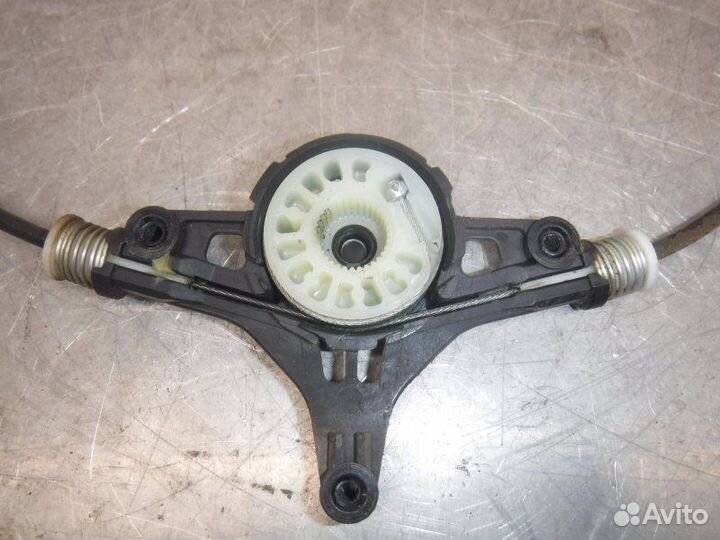 Стеклоподъемник передний левый Mazda 3 BL Z6 2011