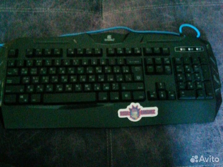 Игровая клавиатура с подсветкой