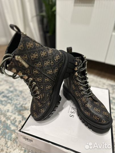 Ботинки guess