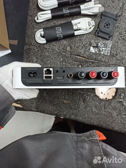 Сетевой аудиоплеер Bluesound PowerNode N230 White