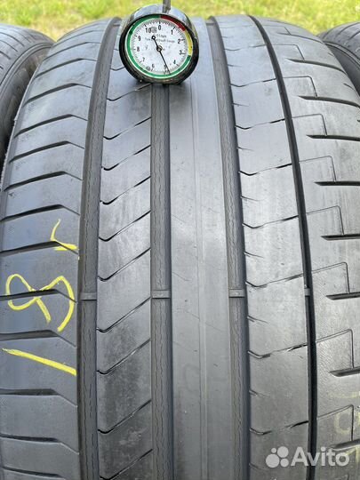 Pirelli P Zero PZ4 275/40 R20