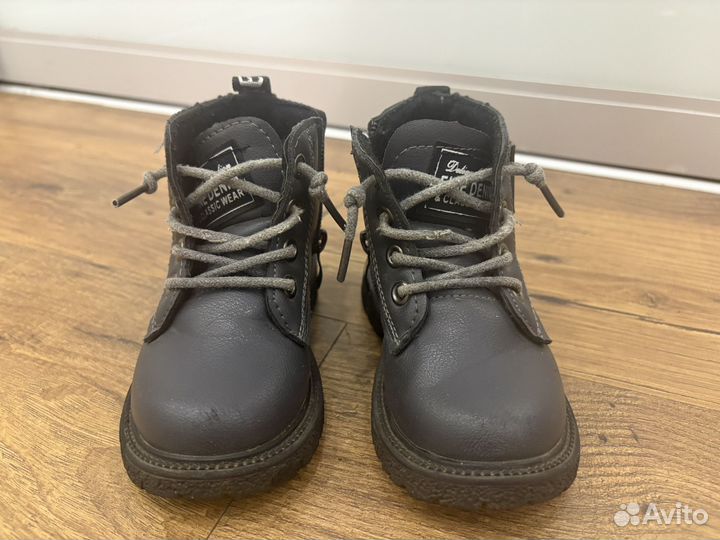Ботинки демисезонные для девочки 23-24 р