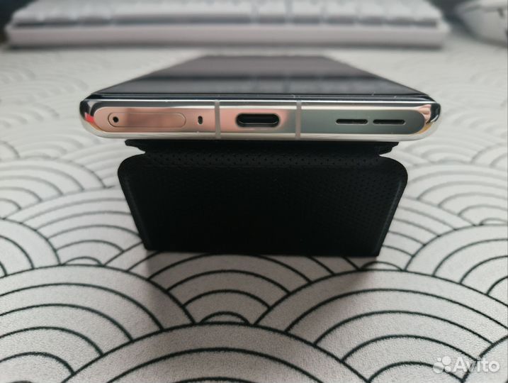 OnePlus 12, 12/256 ГБ