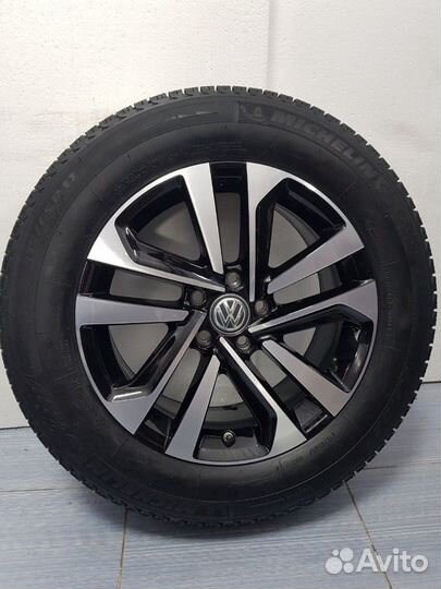 R17 Viatti Brina Nordico V-522 215/55, PCD 5x112 DIA 75