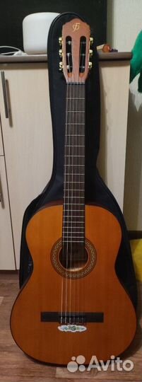 Гитара классическая 4/4 flight C-225 NA
