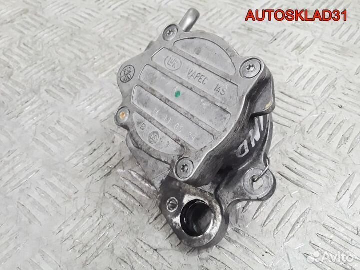 Насос вакуумный Toyota Corolla E12 293000N010