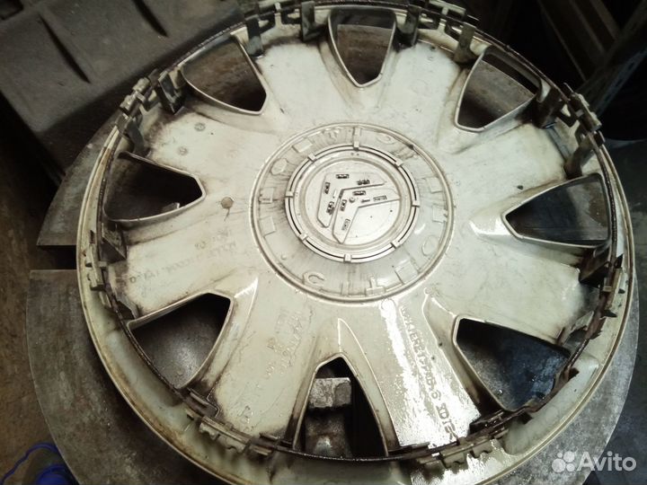 Оригинальные ford R16 3шт