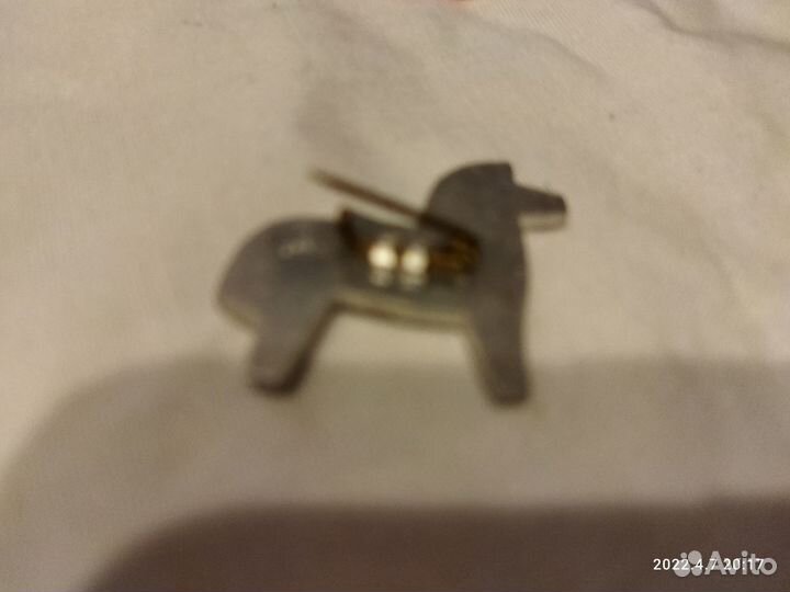 Значки Лошадка Петушок завод Рекорд (цена 1)