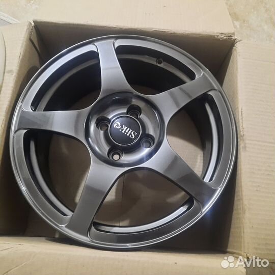 Литые диски Слики r 16 на ваз