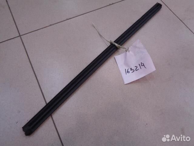 Уплотнитель стекла двери задней правой (бархотка