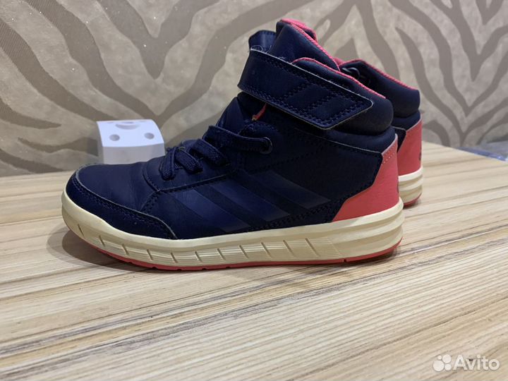 Ботинки adidas