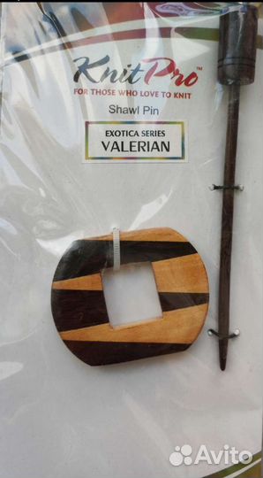 Заколка для вязаных изделий, шалей