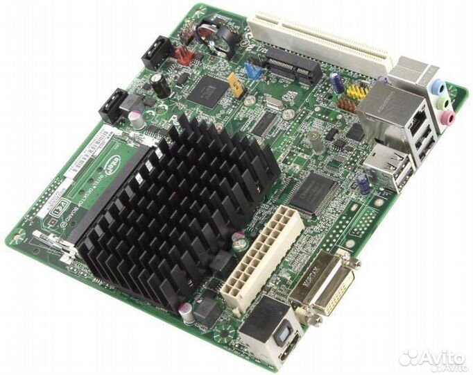 Intel D2700DC Mini-ITX