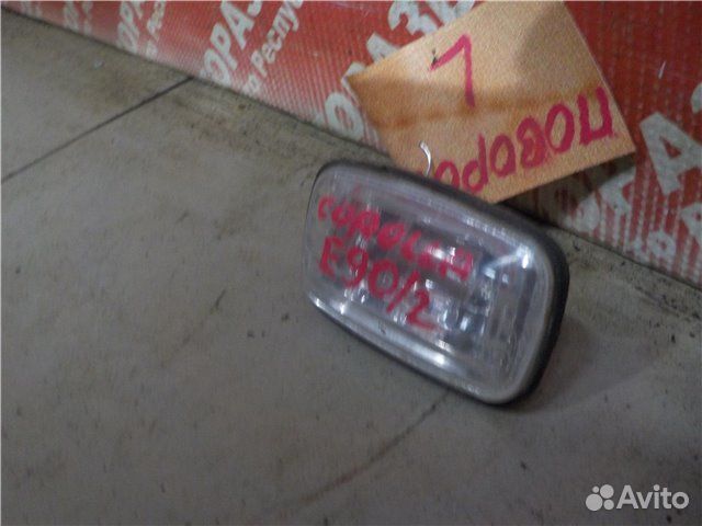 Поворотник передний левый Toyota Corolla EE90 5E