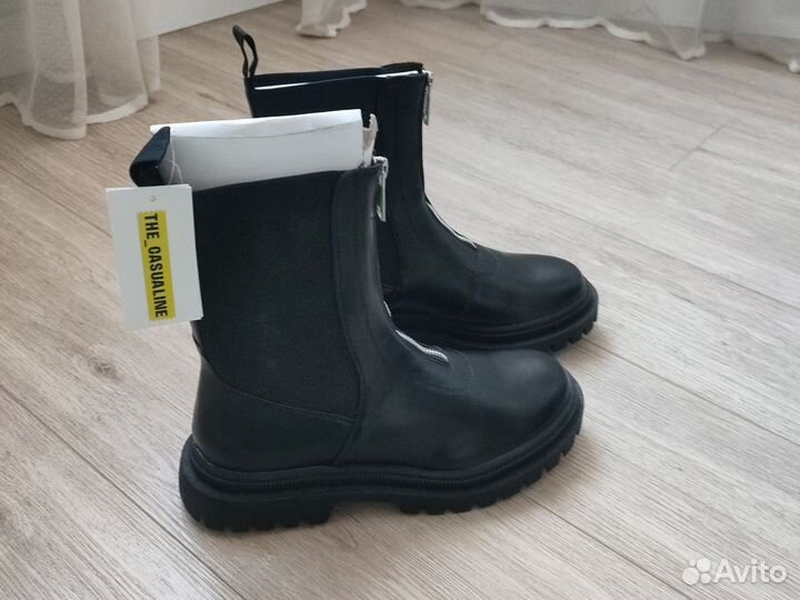 Ботинки демисезонные размер 40