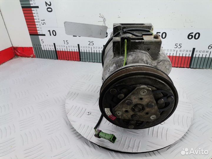 Компрессор кондиционера Volkswagen Passat B3 1997