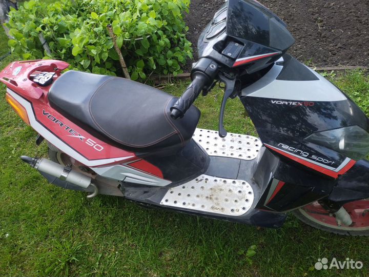 Скутер stels vortex 50 (80)