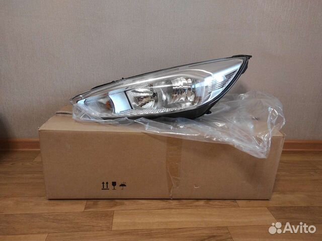 Фара передняя левая на Ford Focus 2018г