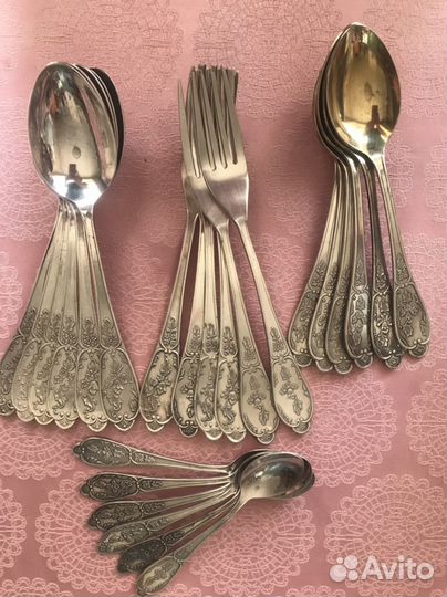 Набор столовых приборов Весна мельхиор