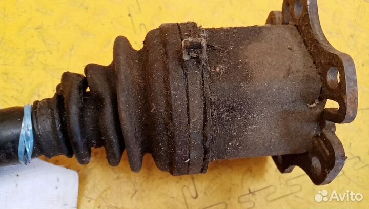 Полуось передняя (привод) A4 (B7)