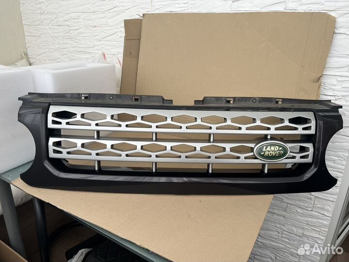 Решетка радиатора land rover discovery 4