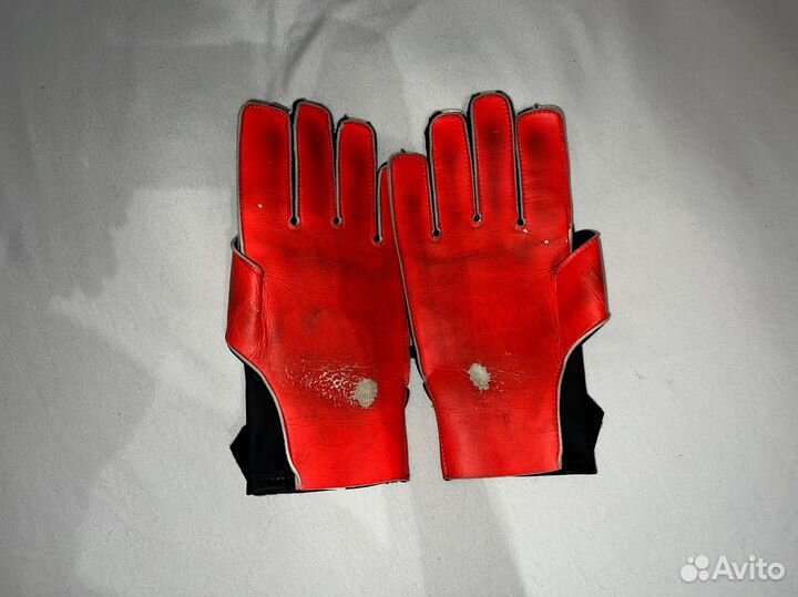 Вратарские перчатки adidas