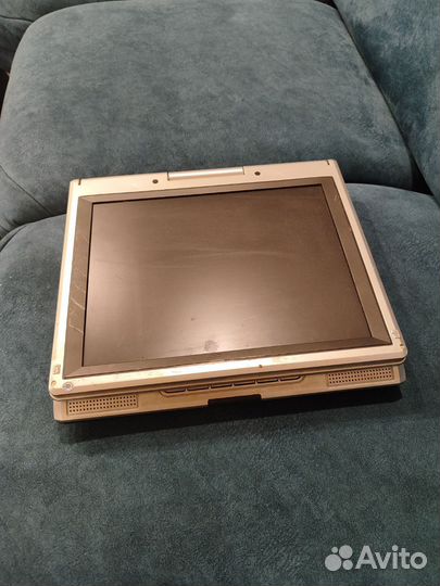 Портативный видеопроигрыватель, телевизор