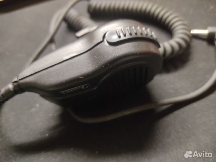 Мобильный телефон