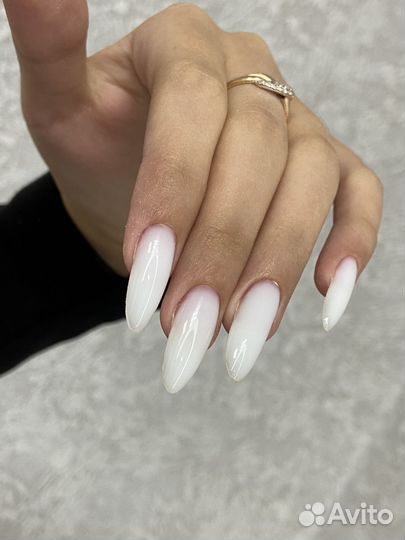 Наращивание ногтей Маникюр