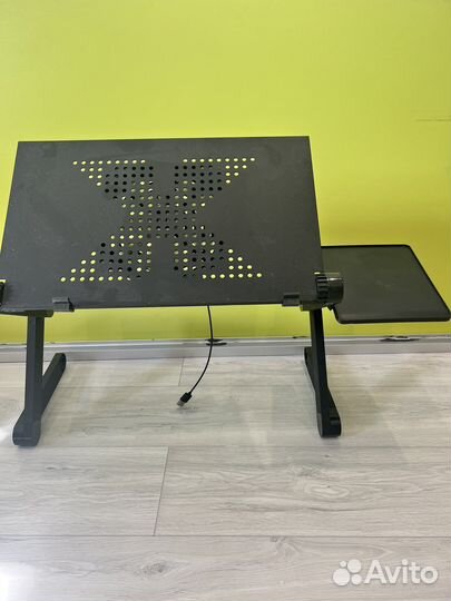 Стол для ноутбука