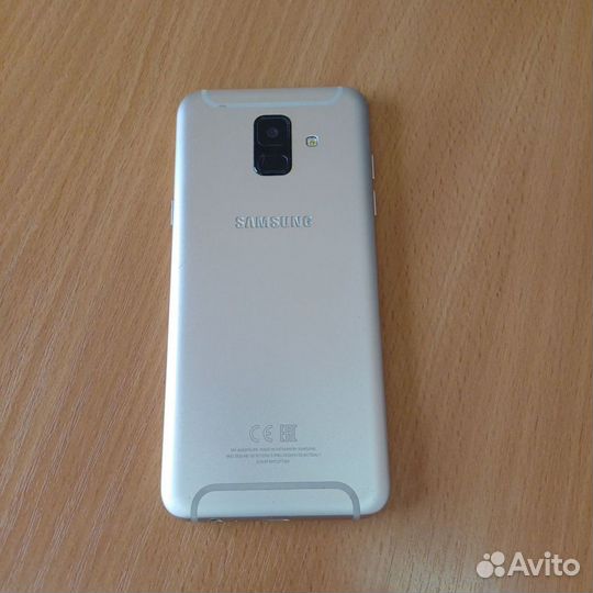 Samsung Galaxy A6, 3/32 ГБ