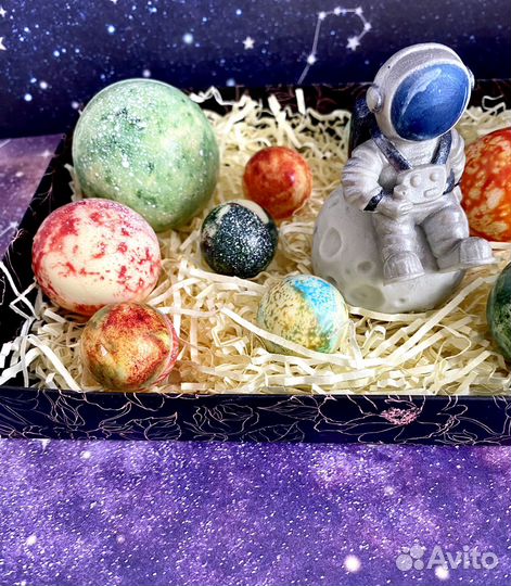 Космонавт из шоколада