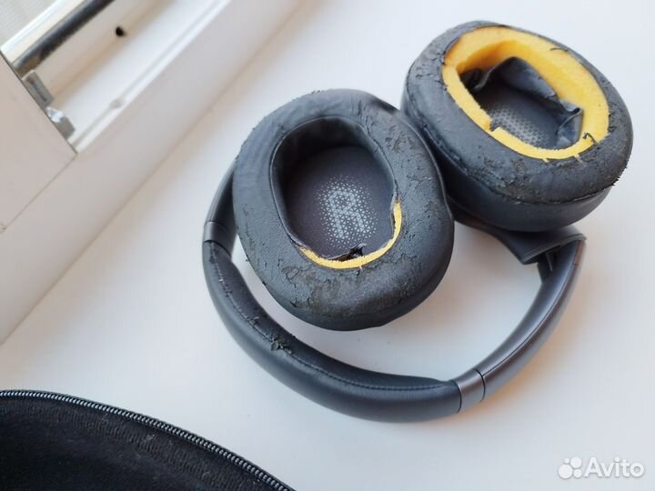 JBL Everest 710GA