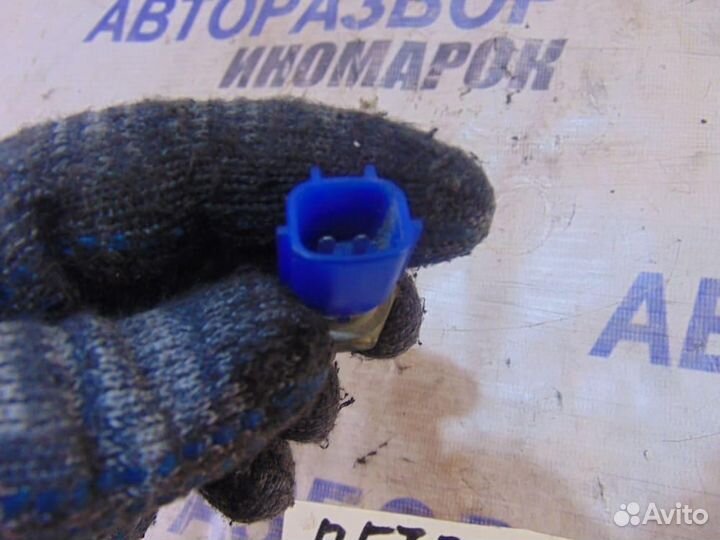 Датчик температуры охлаждающей жидкости для Nissan